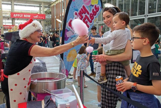 joining-together-this-christmas-3